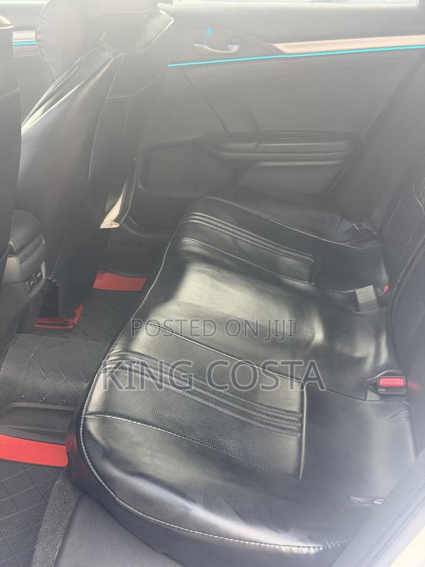 Honda Civic Touring 4dr Sedan (1.5L 4cyl) 2017 White