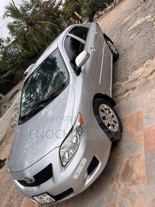 Toyota Corolla 2010 Silver