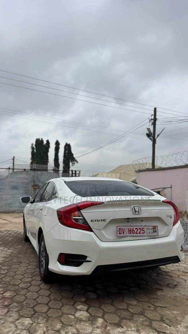 Honda Civic 2017 White