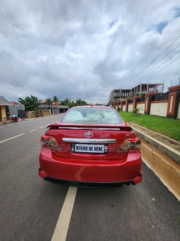 Toyota Corolla 2013 Red