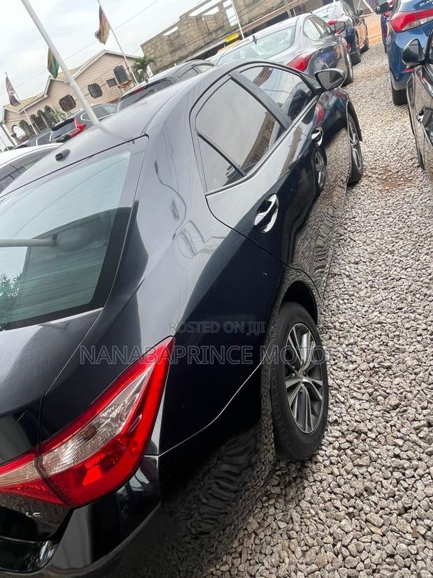 Toyota Corolla LE Eco (1.8L 4cyl 2A) 2018 Black