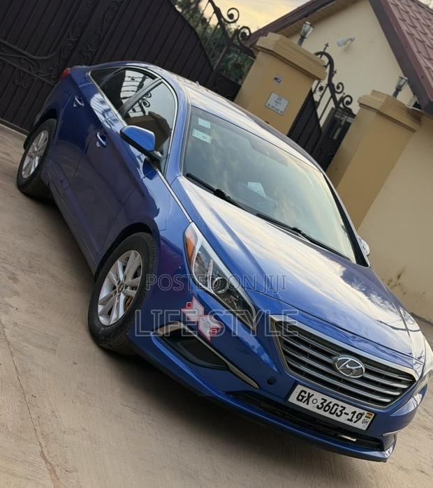Hyundai Sonata 2016 Blue
