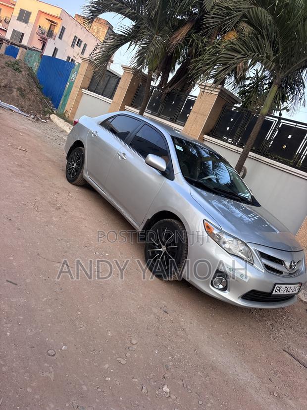 Toyota Corolla 2013 Silver