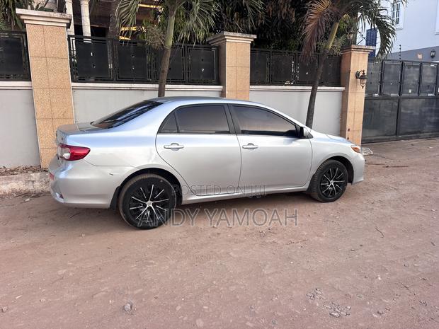 Toyota Corolla 2013 Silver