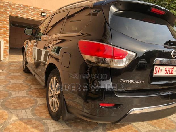 Nissan Pathfinder 2016 Black