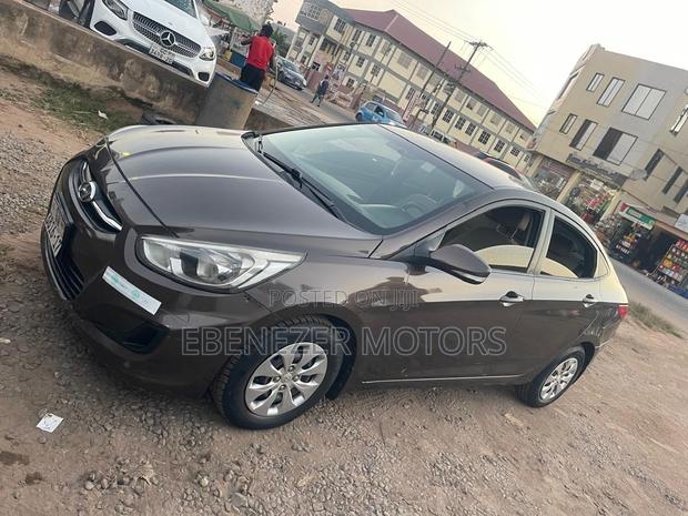 Hyundai Accent 2017 Gray