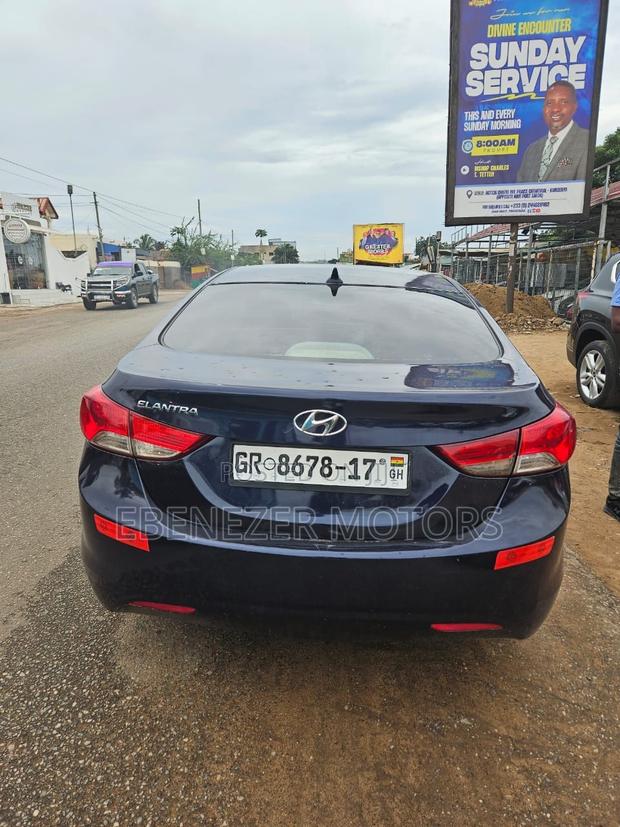 Hyundai Elantra 2013 Blue