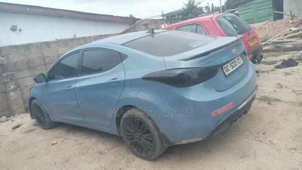 Hyundai Elantra GLS Sedan FWD (1.8L 4cyl 6M) 2013 Gray