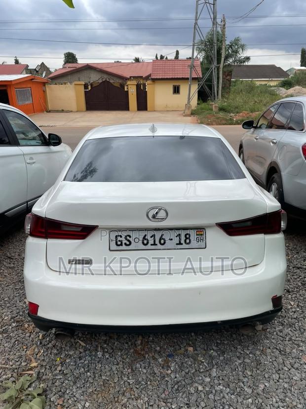Lexus LS 2016 White