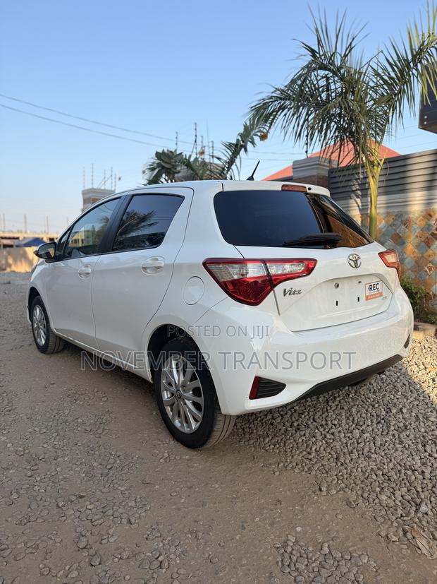 Toyota Vitz 1.3 AWD 5dr 2017 White