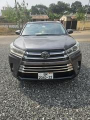 Toyota Highlander 2017 Gray for sale