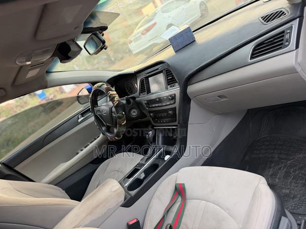 Hyundai Sonata 2016 Blue