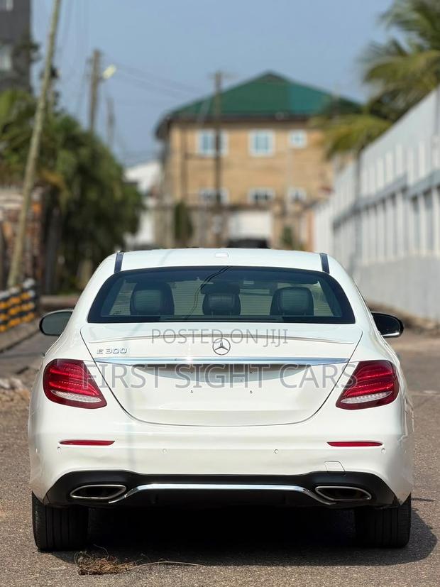 Mercedes-Benz E300 2018 White