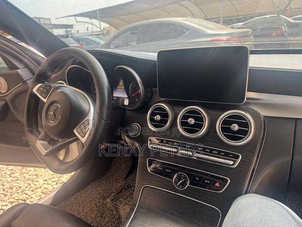 Mercedes-Benz C300 Base Sedan RWD (2.0L 4cyl 7A) 2017 Silver