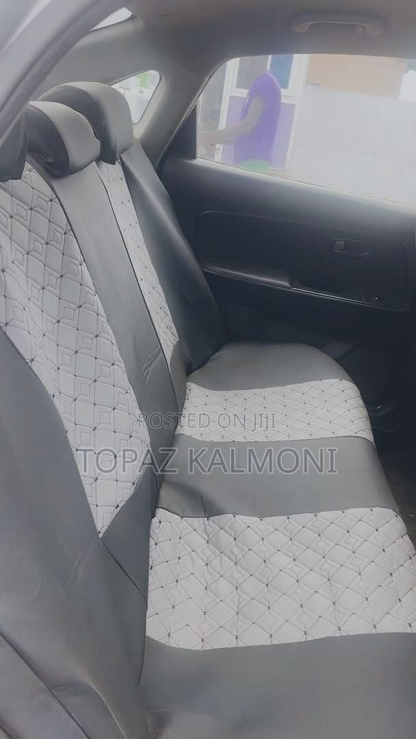 Hyundai Elantra 2010 Silver