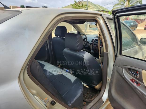 Toyota Vios 2010 Silver