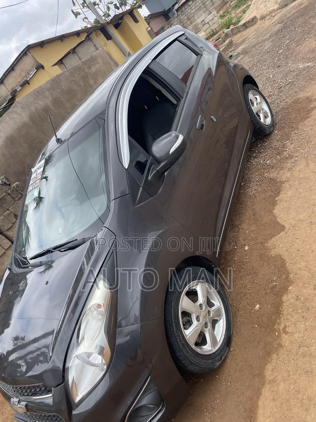 Chevrolet Spark 2015 Gray