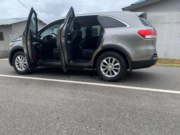 Kia Sorento 2.4L LX AWD 2019 Gray