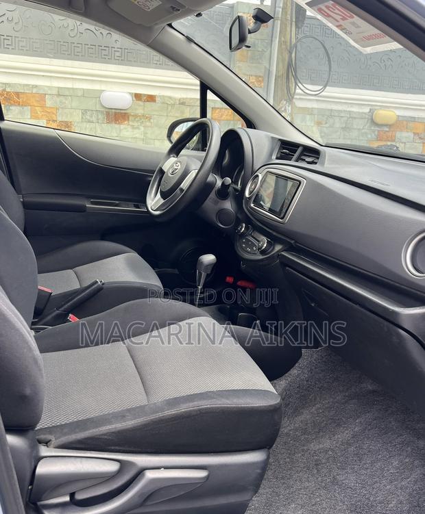 Toyota Vitz 2013 Teal