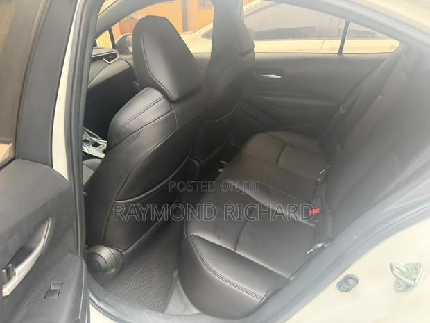 Toyota Corolla L 2022 White