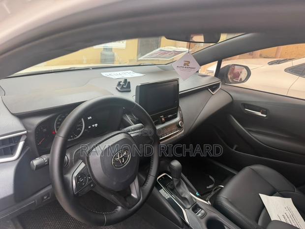 Toyota Corolla L 2022 White