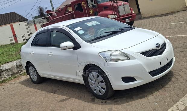 Toyota Belta 2010 White