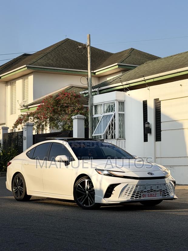Toyota Camry XSE 2025 White