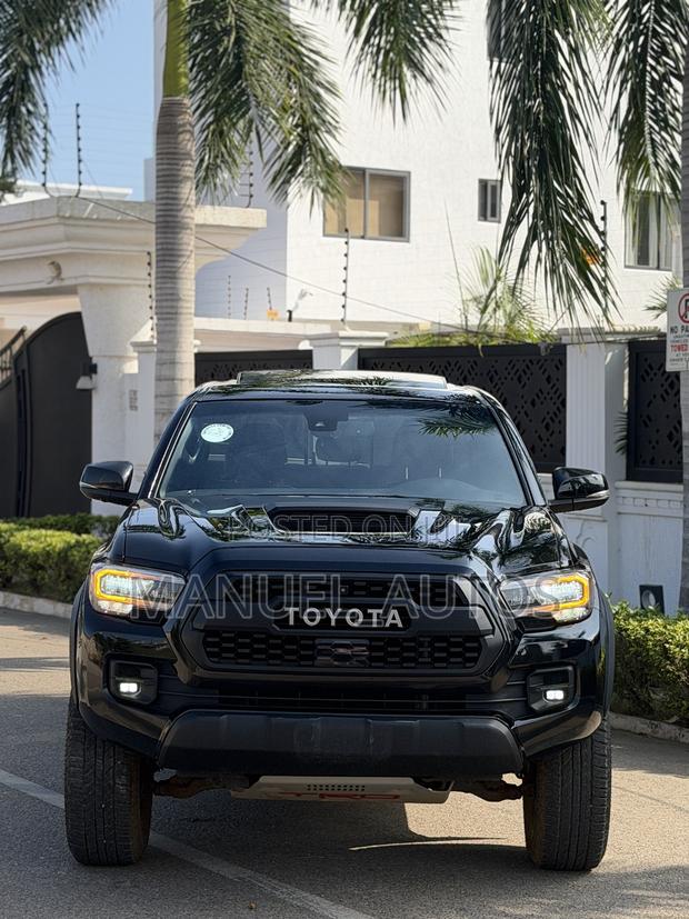 Toyota Tacoma TRD Pro Double Cab 5' Bed V6 AT 2023 Black
