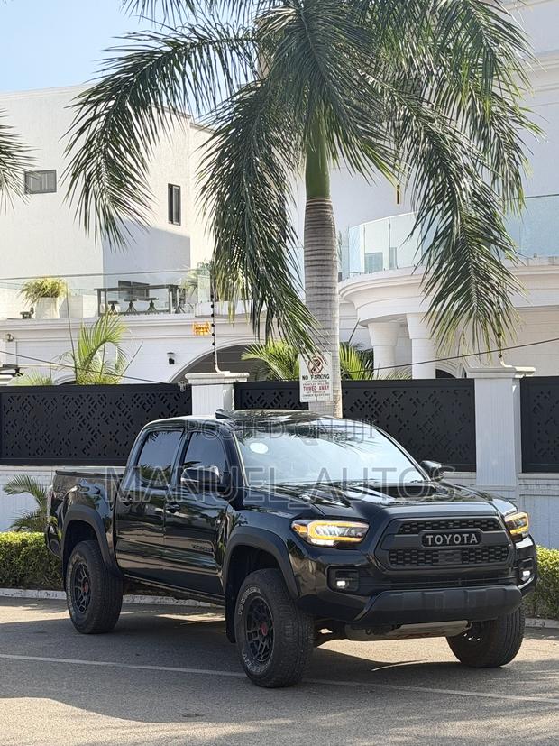 Toyota Tacoma TRD Pro Double Cab 5' Bed V6 AT 2023 Black