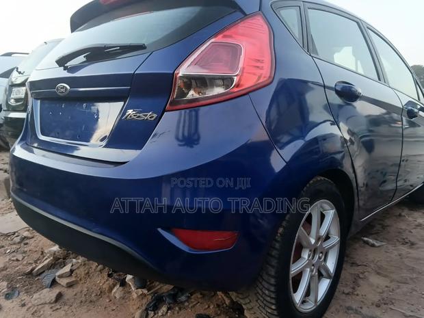Ford Fiesta 2010 Blue
