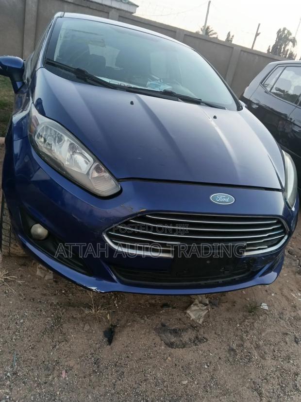 Ford Fiesta 2010 Blue