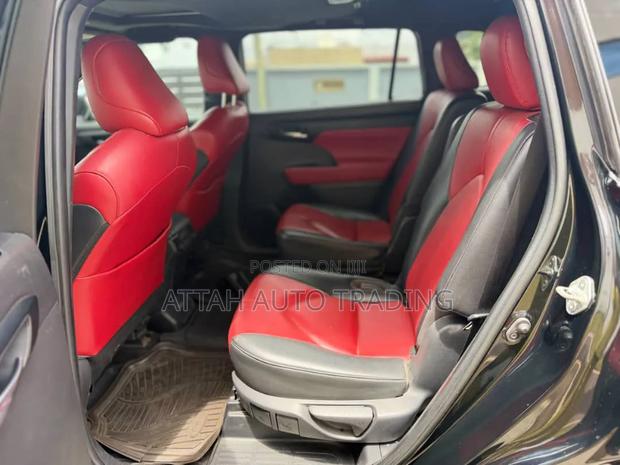 Toyota Highlander 2023 Black