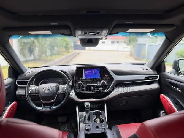Toyota Highlander 2023 Black