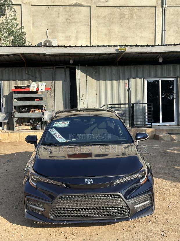 Toyota Corolla SE 2021 Blue