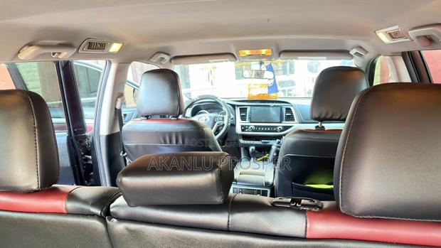 Toyota Highlander 2017 Black