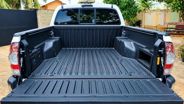 Toyota Tacoma PreRunner V6 4dr Double Cab 5.0 ft. SB (4.0L 6cyl 5A)