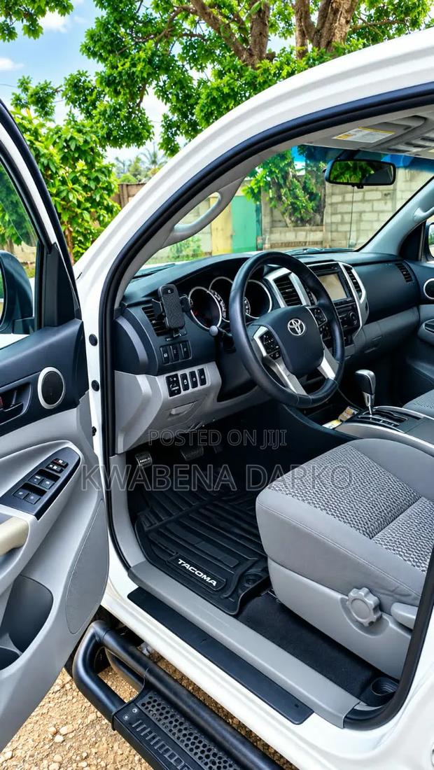 Toyota Tacoma PreRunner V6 4dr Double Cab 5.0 ft. SB (4.0L 6cyl 5A)