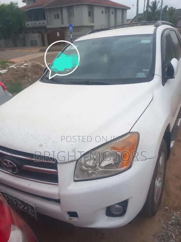 Toyota RAV4 2.5 4x4 2012 White