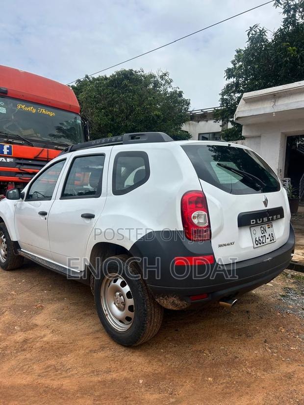 Renault Duster 2018 White
