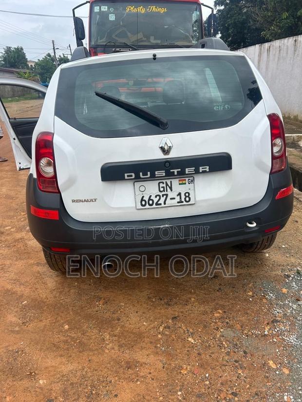 Renault Duster 2018 White
