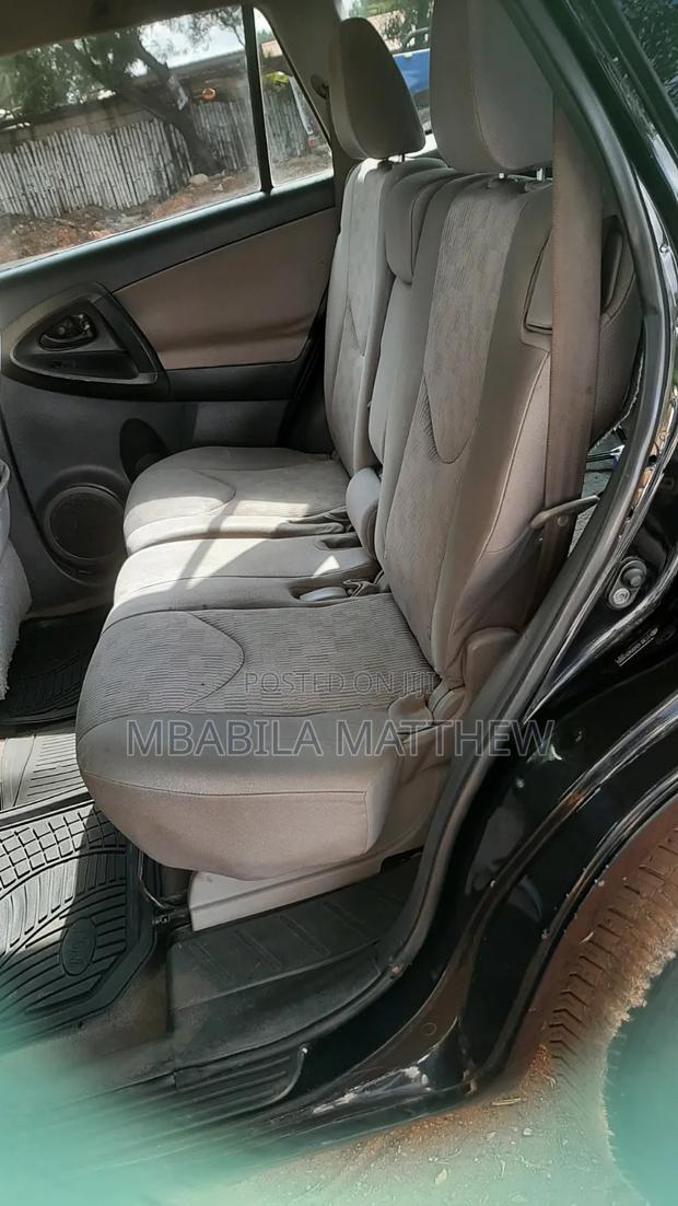 Toyota RAV4 2012 Black