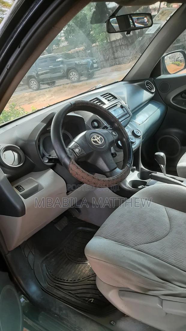 Toyota RAV4 2012 Black