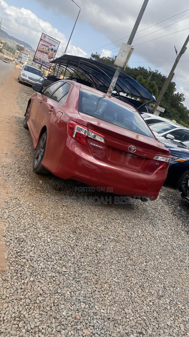 Toyota Camry 2012 Red