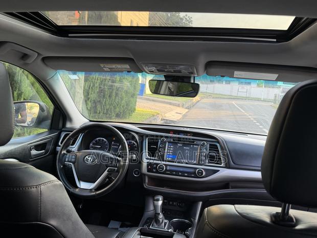 Toyota Highlander 2017 Black