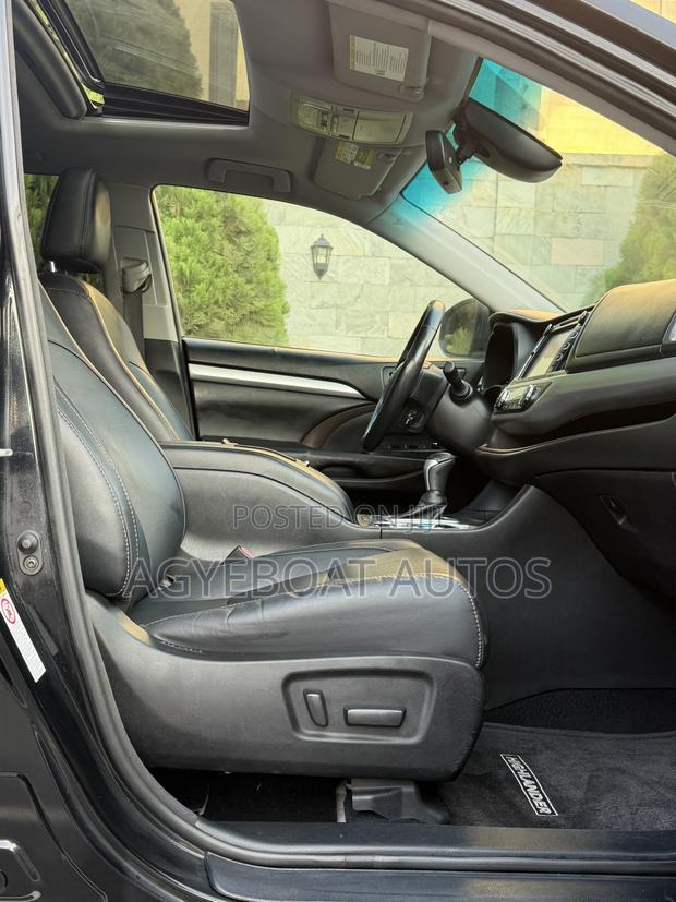 Toyota Highlander 2017 Black