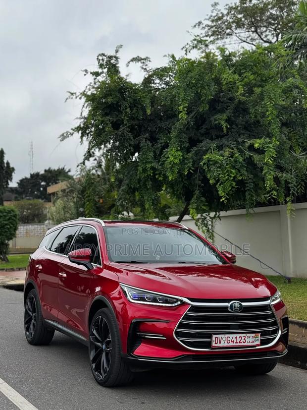 BYD Tang DM-i 2021 Red