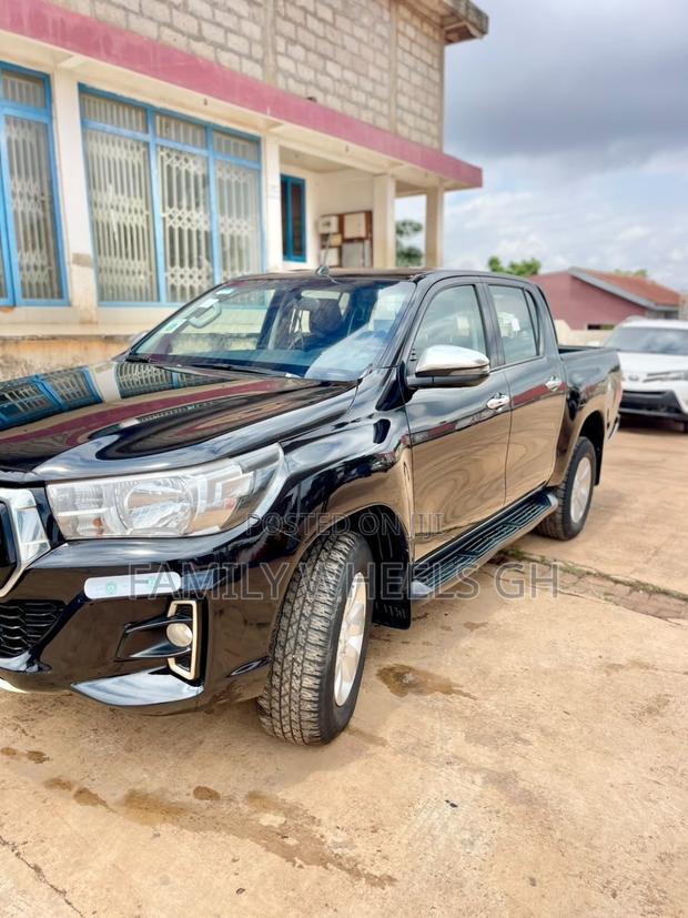Toyota Hilux Revo Double Cab Deisel 2.8 AWD 2019 Black