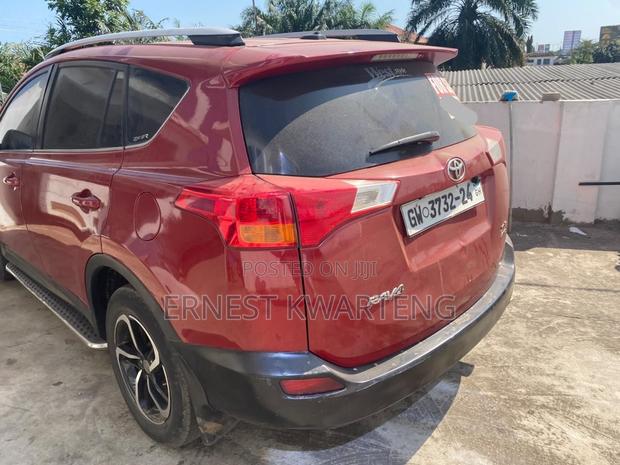 Toyota RAV4 2015 Burgundy