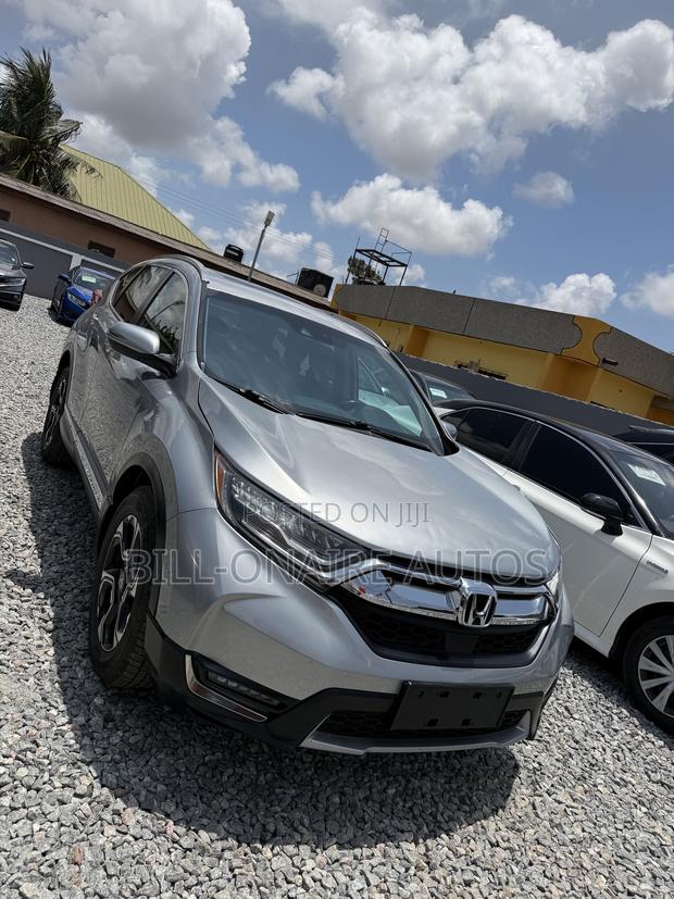 Honda CR-V Touring AWD 2019 Silver