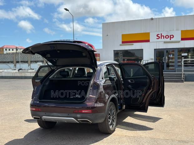 Zotye SR7 2017 Brown